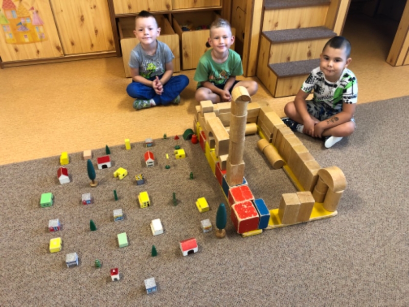 První dny ve školce - Opičky