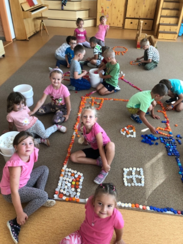 První dny ve školce - Opičky