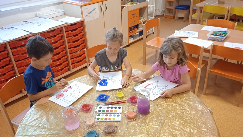 První dny ve školce - Opičky