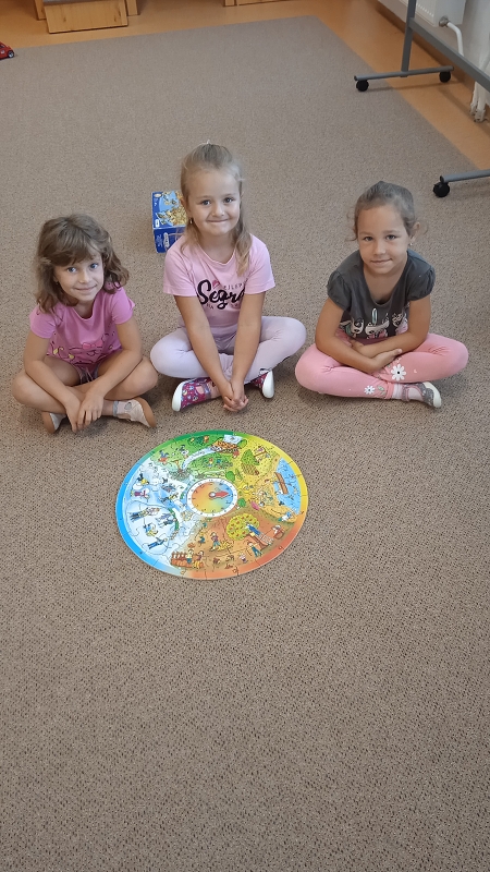 První dny ve školce - Opičky