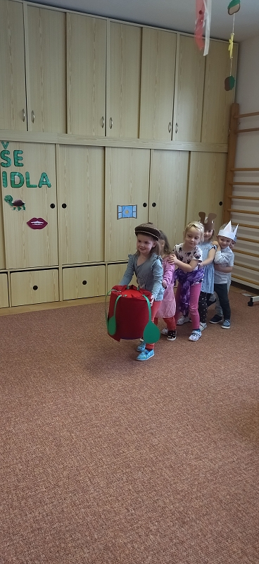 Pohádka O červené řepě-Broučci