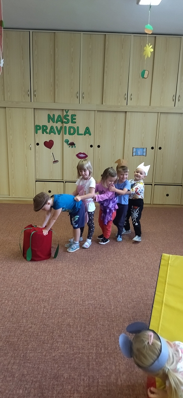 Pohádka O červené řepě-Broučci