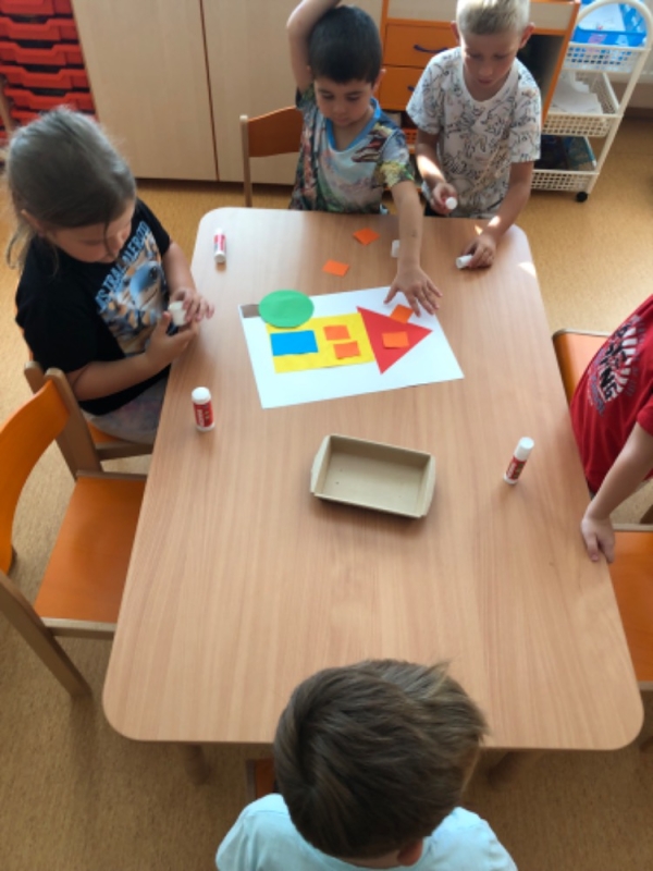 Září v Opičkách