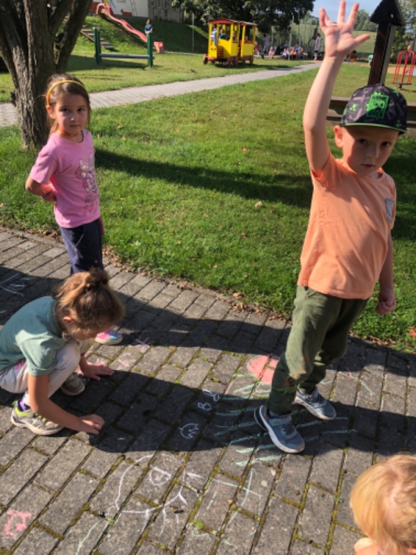 Září v Opičkách