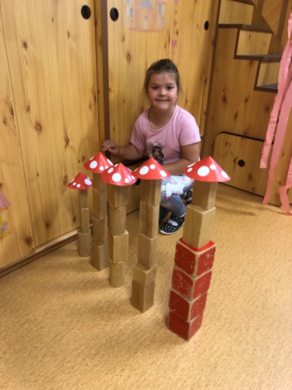 Září v Opičkách