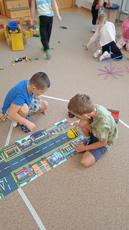 Září v Opičkách