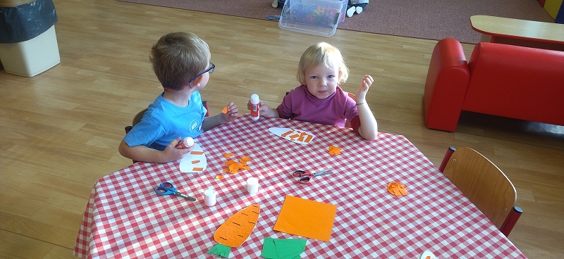 Broučci poznávají ovoce a zeleninu