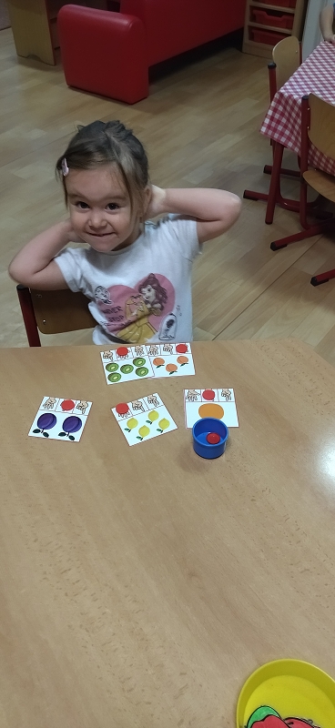 Broučci poznávají ovoce a zeleninu