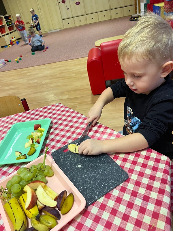 Broučci poznávají ovoce a zeleninu