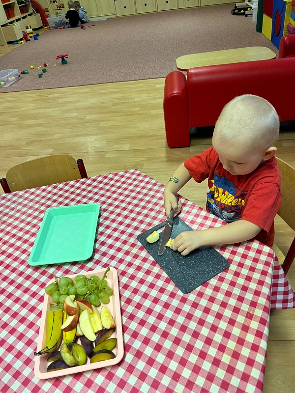 Broučci poznávají ovoce a zeleninu