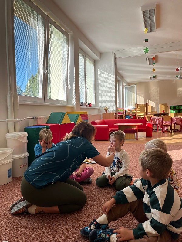 Broučci poznávají ovoce a zeleninu