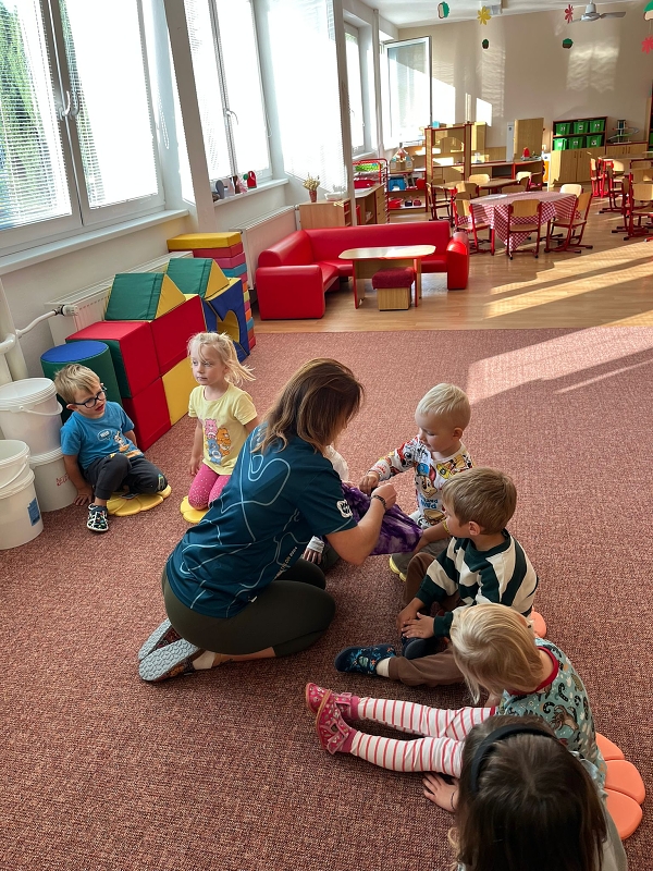 Broučci poznávají ovoce a zeleninu