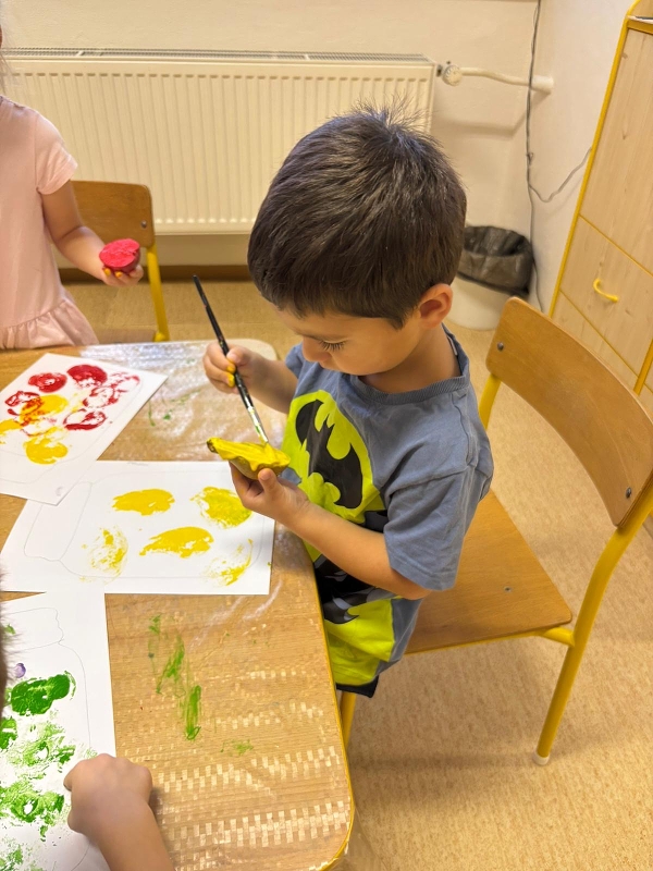 Co viděl dráček na zahrádce - Kočičky