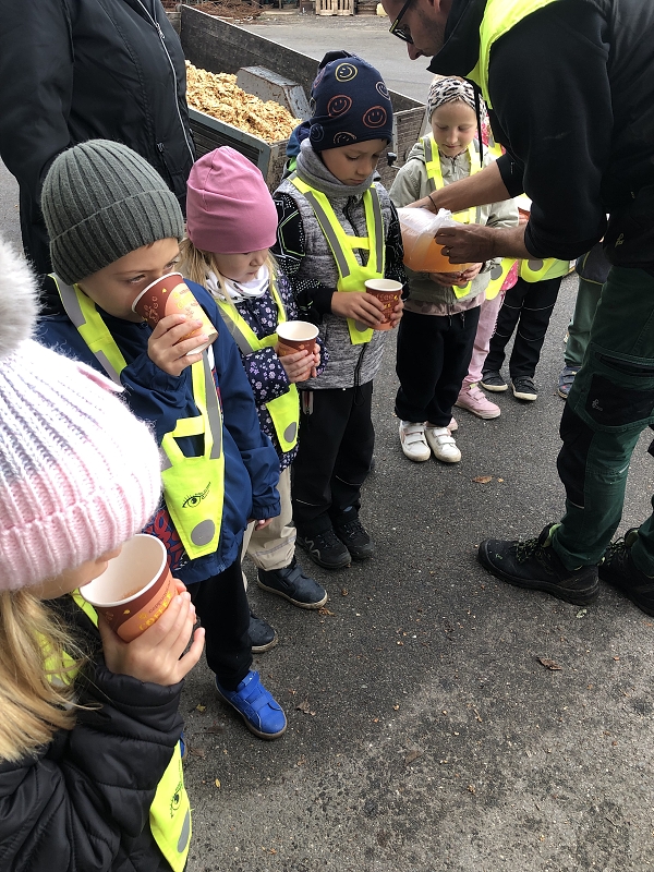 Návštěva moštárny