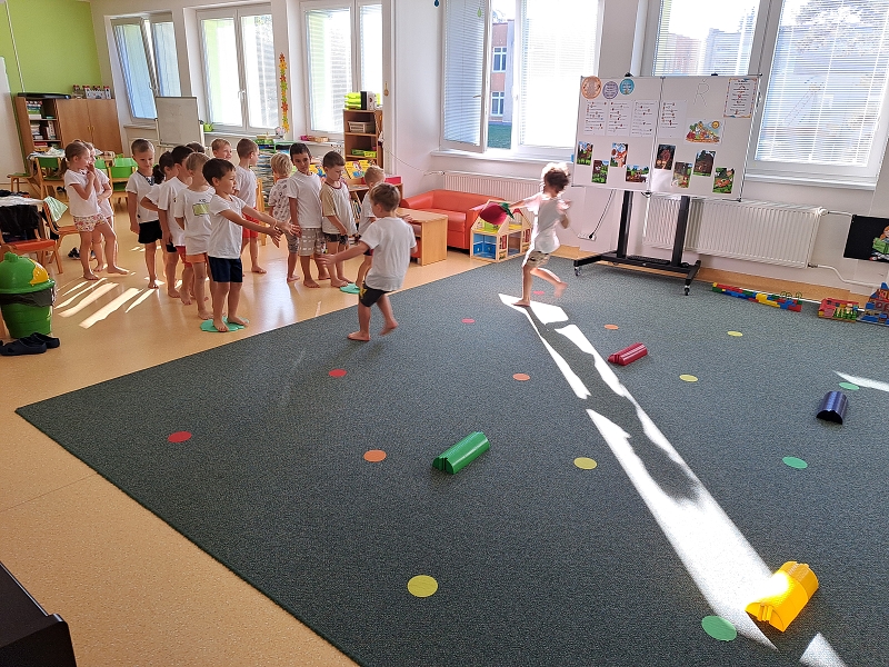 Pohádka O veliké řepě - Veverky