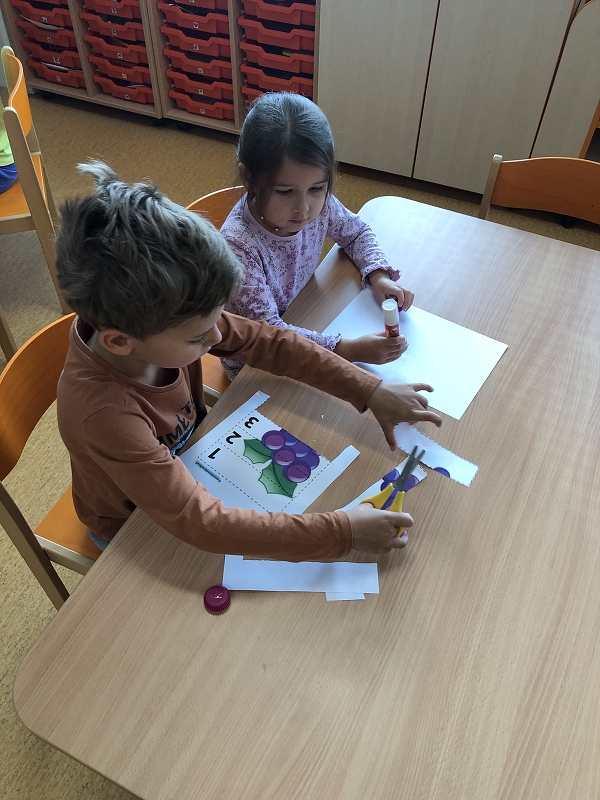 Říjen v Opičkách