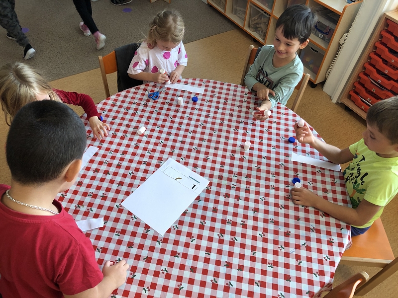 Říjen v Opičkách