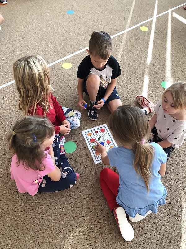 Říjen v Opičkách