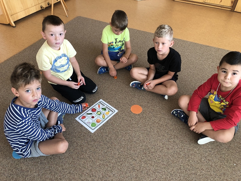 Říjen v Opičkách