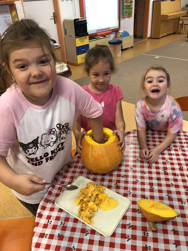 Říjen v Opičkách