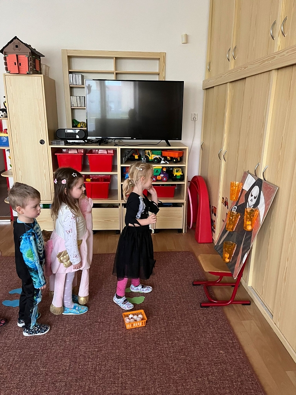 Halloween v Broučcích