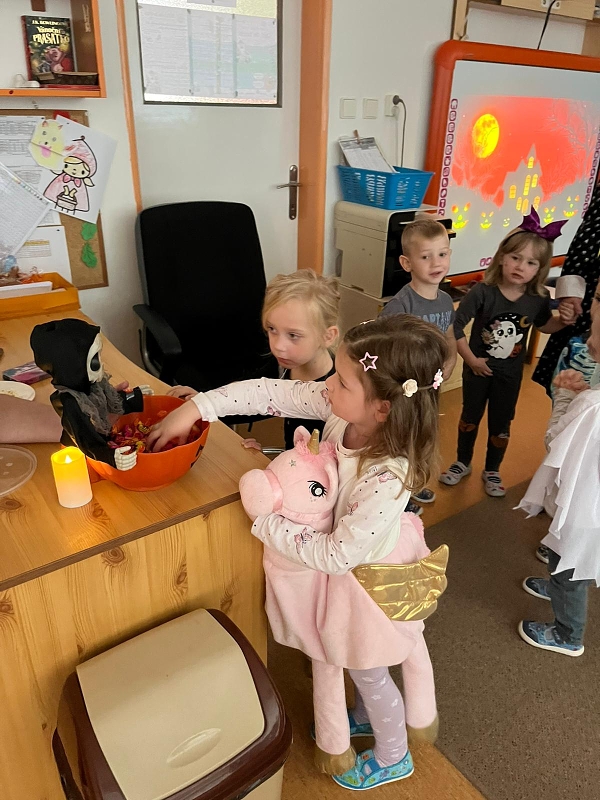 Halloween v Broučcích