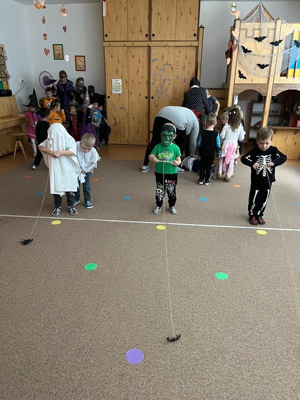 Halloween v Broučcích