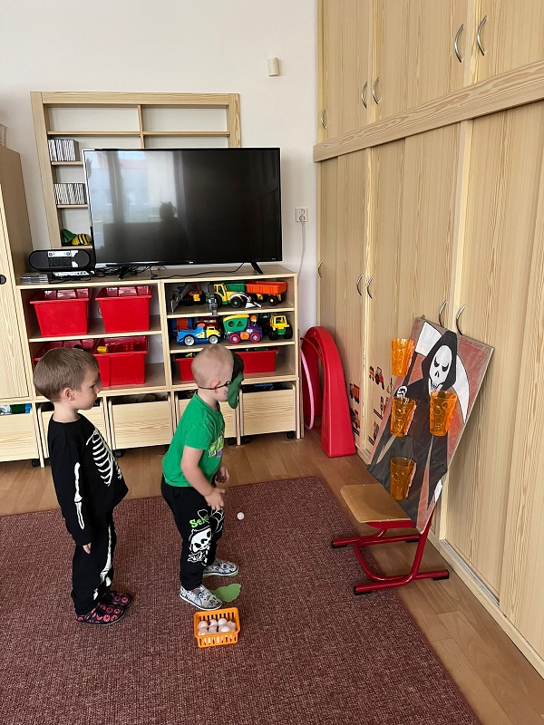 Halloween v Broučcích