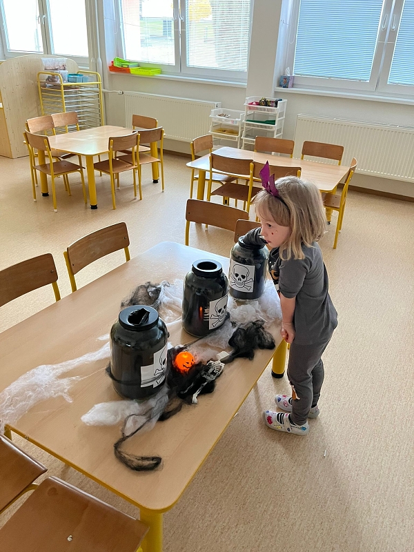 Halloween v Broučcích