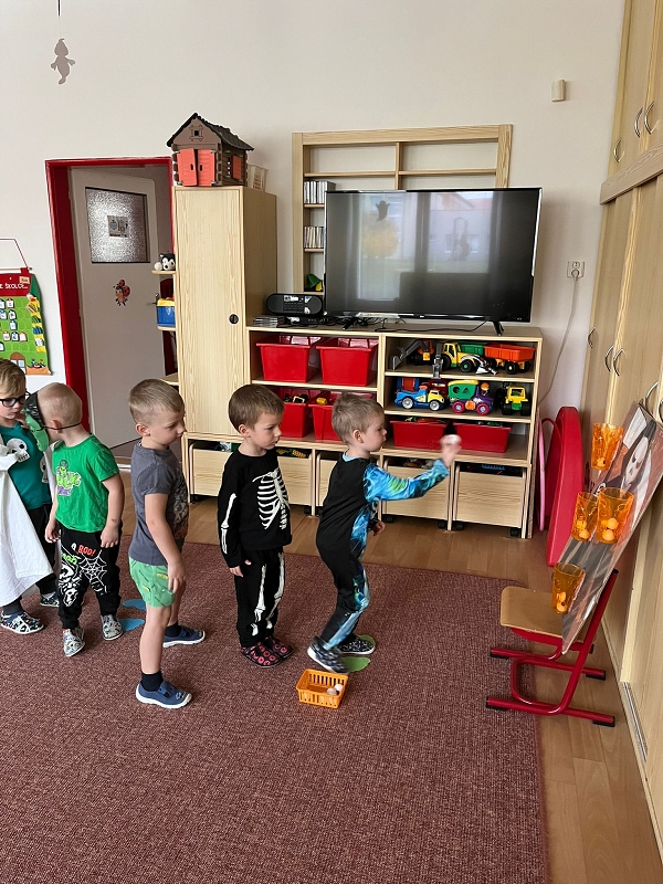 Halloween v Broučcích