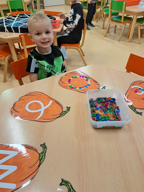 Halloween ve Veverkách