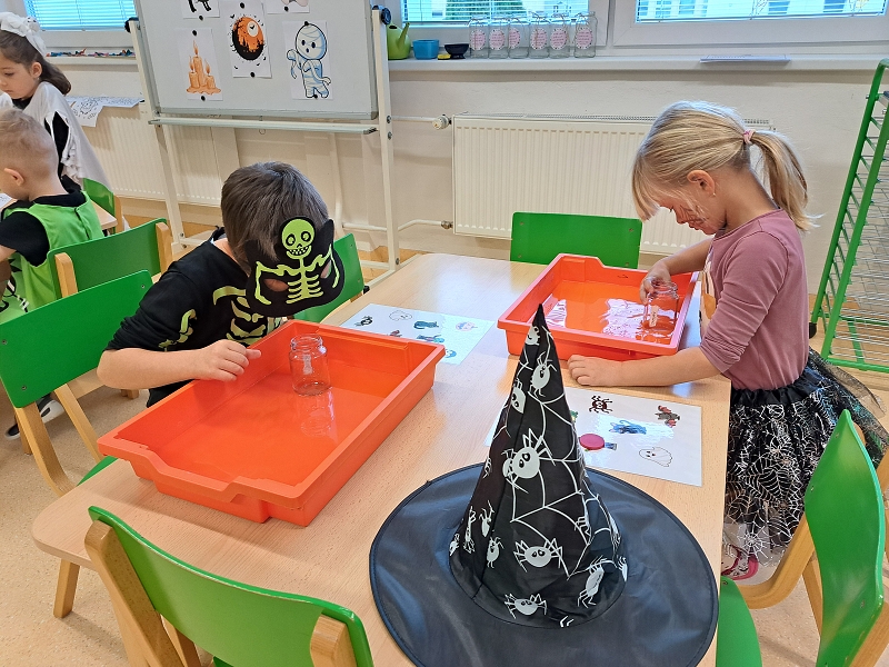 Halloween ve Veverkách