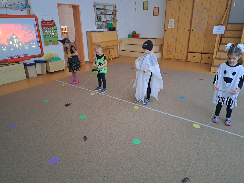 Halloween ve Veverkách