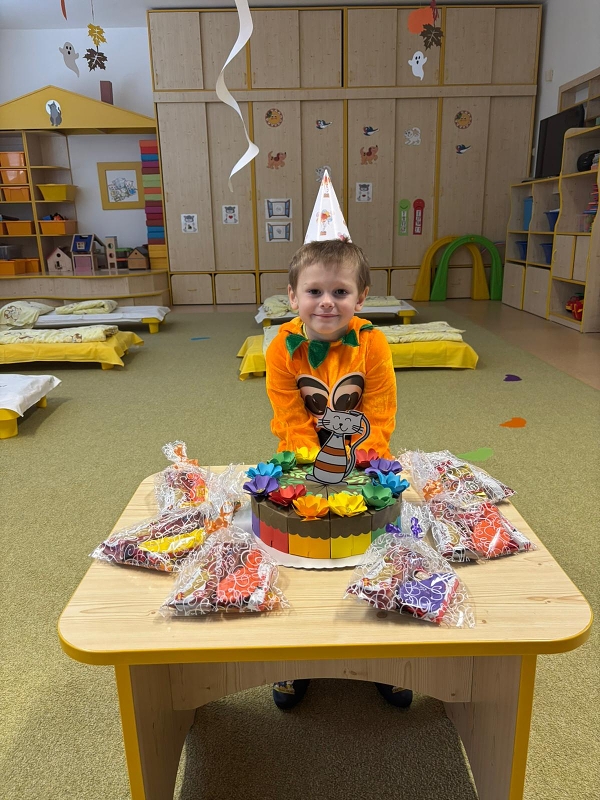 Kočičky slaví narozeniny