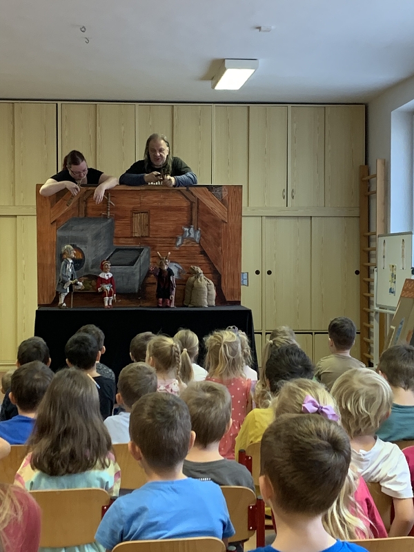 Loutkové divadlo v MŠ