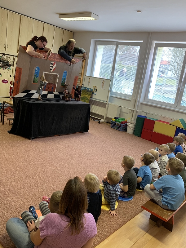 Loutkové divadlo v MŠ