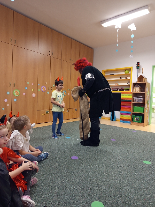 Čertovské dovádění ve  Veverkách