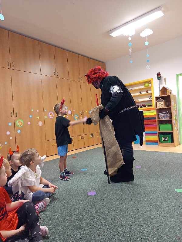 Čertovské dovádění ve  Veverkách