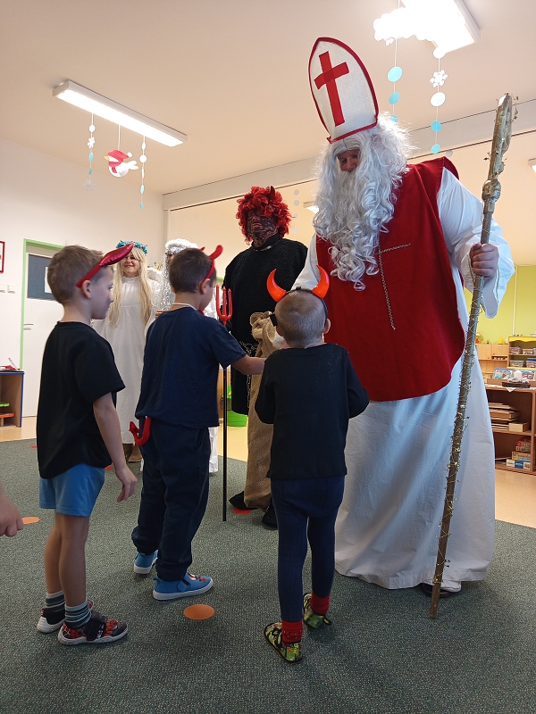 Čertovské dovádění ve  Veverkách