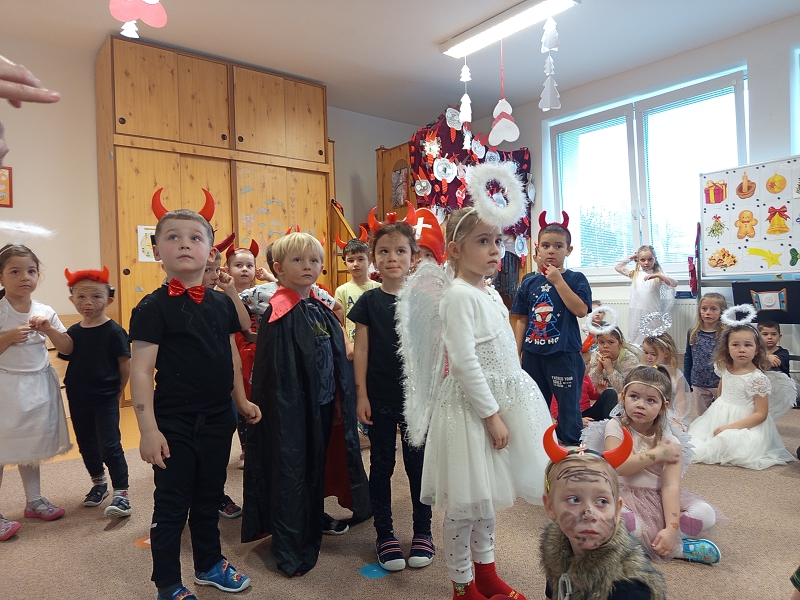 Čertovské dovádění ve  Veverkách