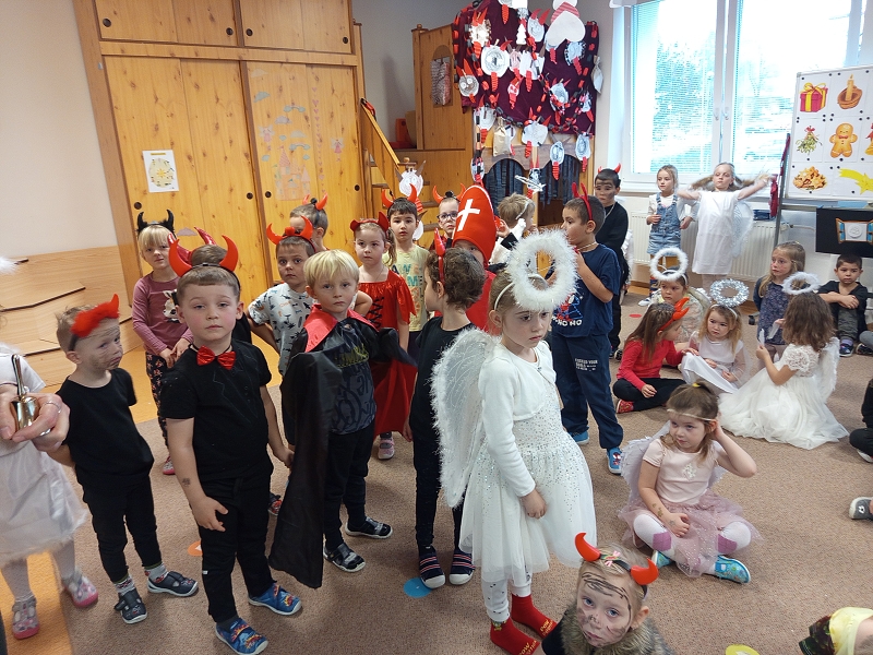 Čertovské dovádění ve  Veverkách