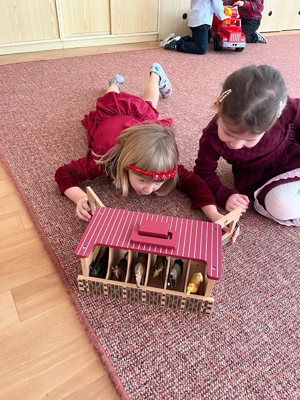 Vánoční nadílka v Broučcích