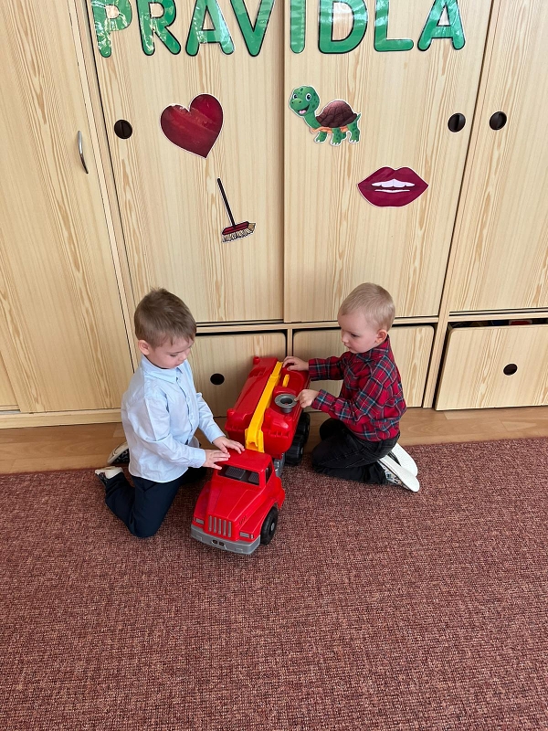 Vánoční nadílka v Broučcích