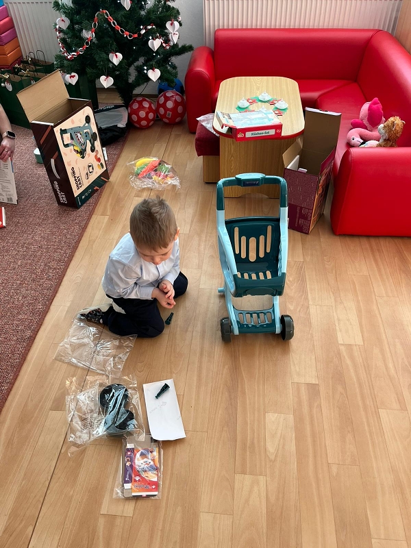 Vánoční nadílka v Broučcích