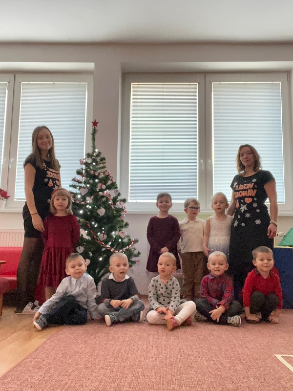 Vánoční nadílka v Broučcích