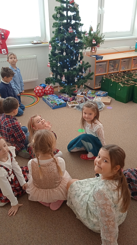 Vánoční nadílka v Opičkách