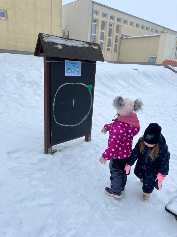 Broučci se účastní zimní školkiády