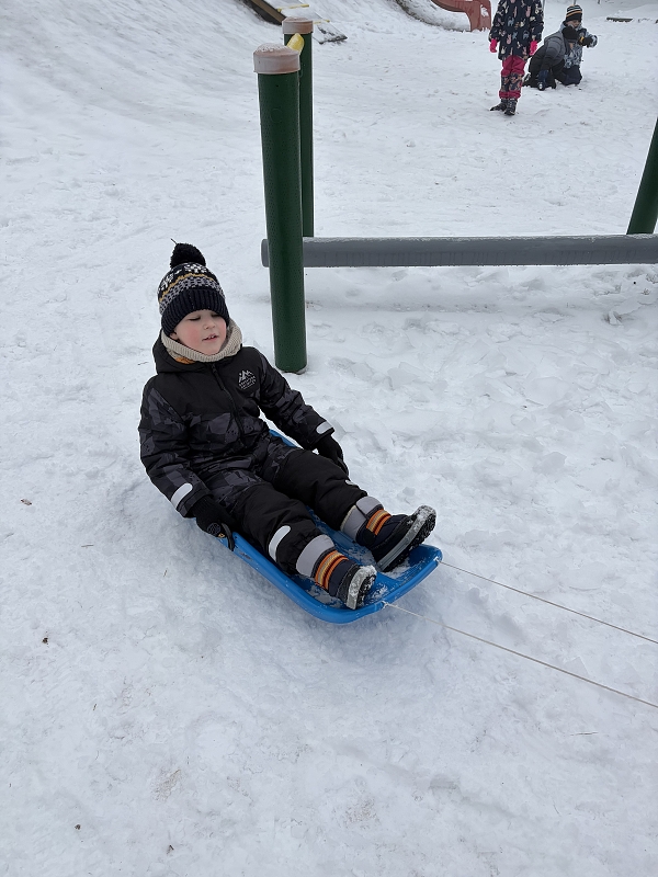 Kočičky na zimní školkiádě