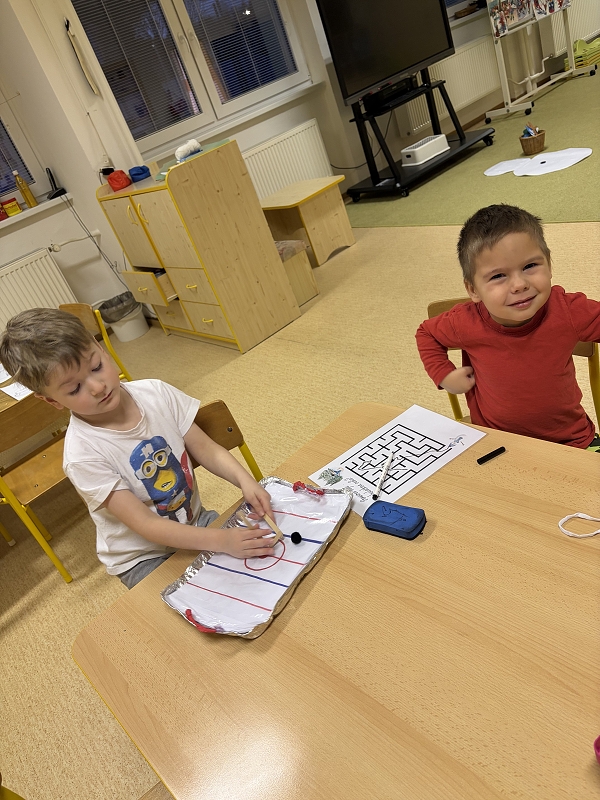 Kočičky tvoří, malují