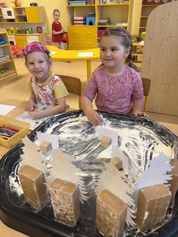 Kočičky tvoří, malují